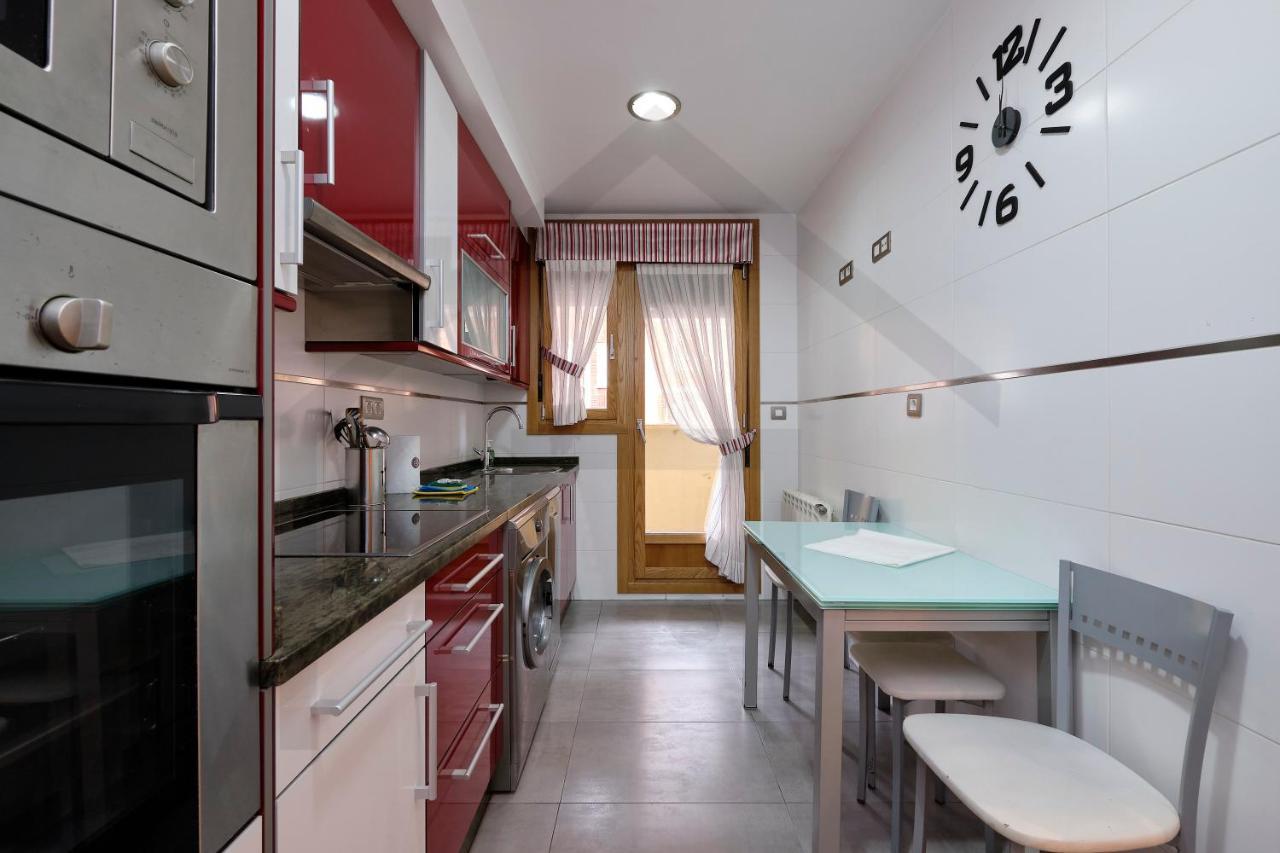 Apartamento Candelaria - Lujo A Un Paso Del Centro Oviedo Eksteriør billede