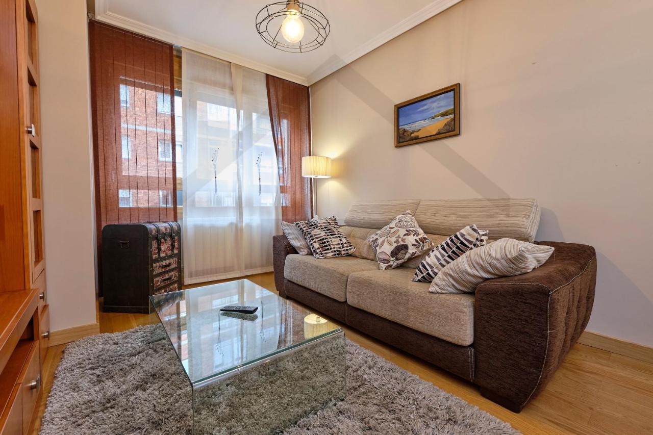 Apartamento Candelaria - Lujo A Un Paso Del Centro Oviedo Eksteriør billede