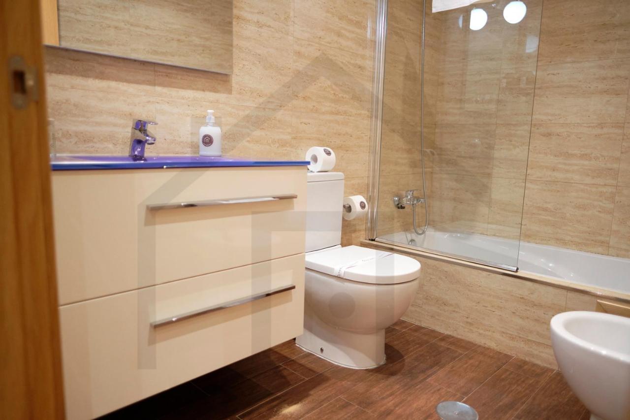 Apartamento Candelaria - Lujo A Un Paso Del Centro Oviedo Eksteriør billede